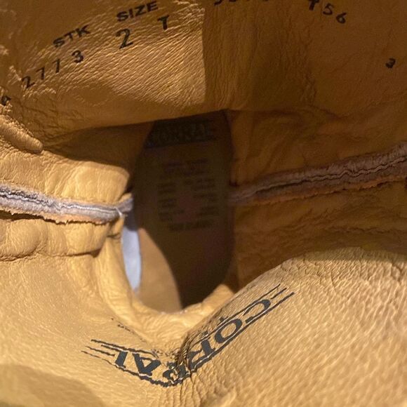 CORRAL KIDS' EMBROIDERED SQUARE TOE WESTERN BOOTS - Picture 13 of 14